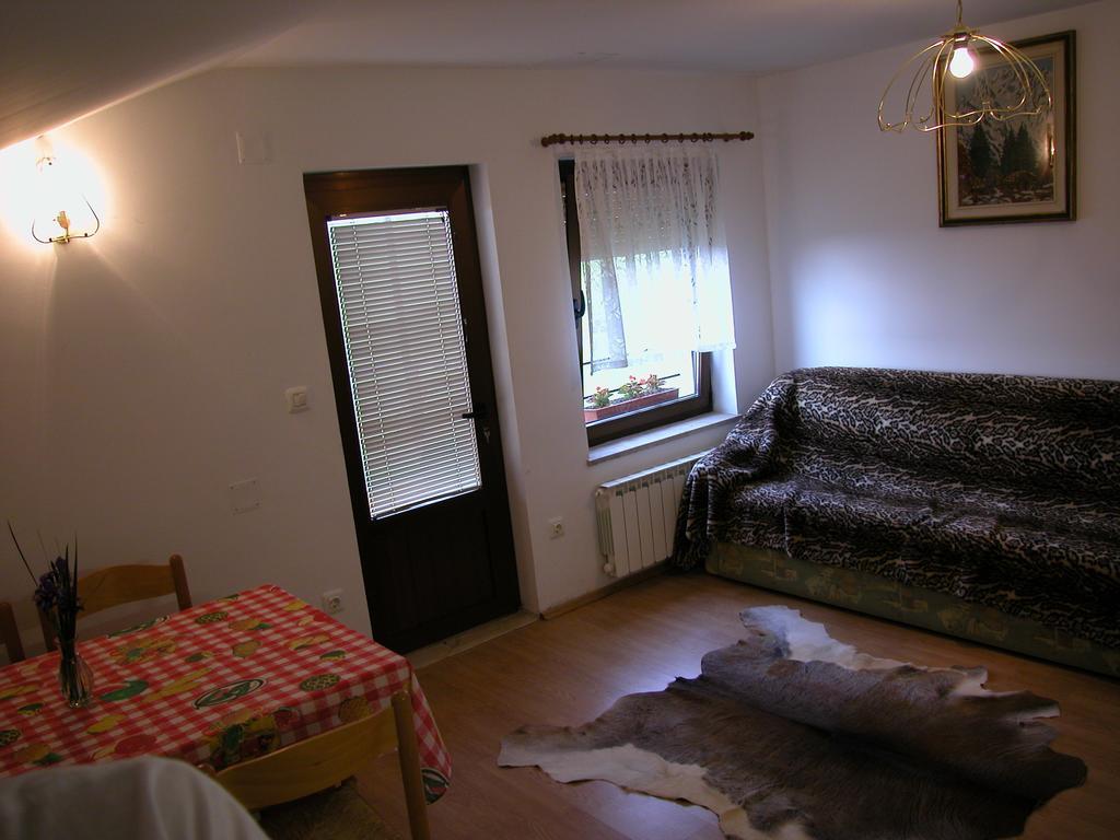 Turisticna Kmetija Siroko Villa Tolmin Rum bild